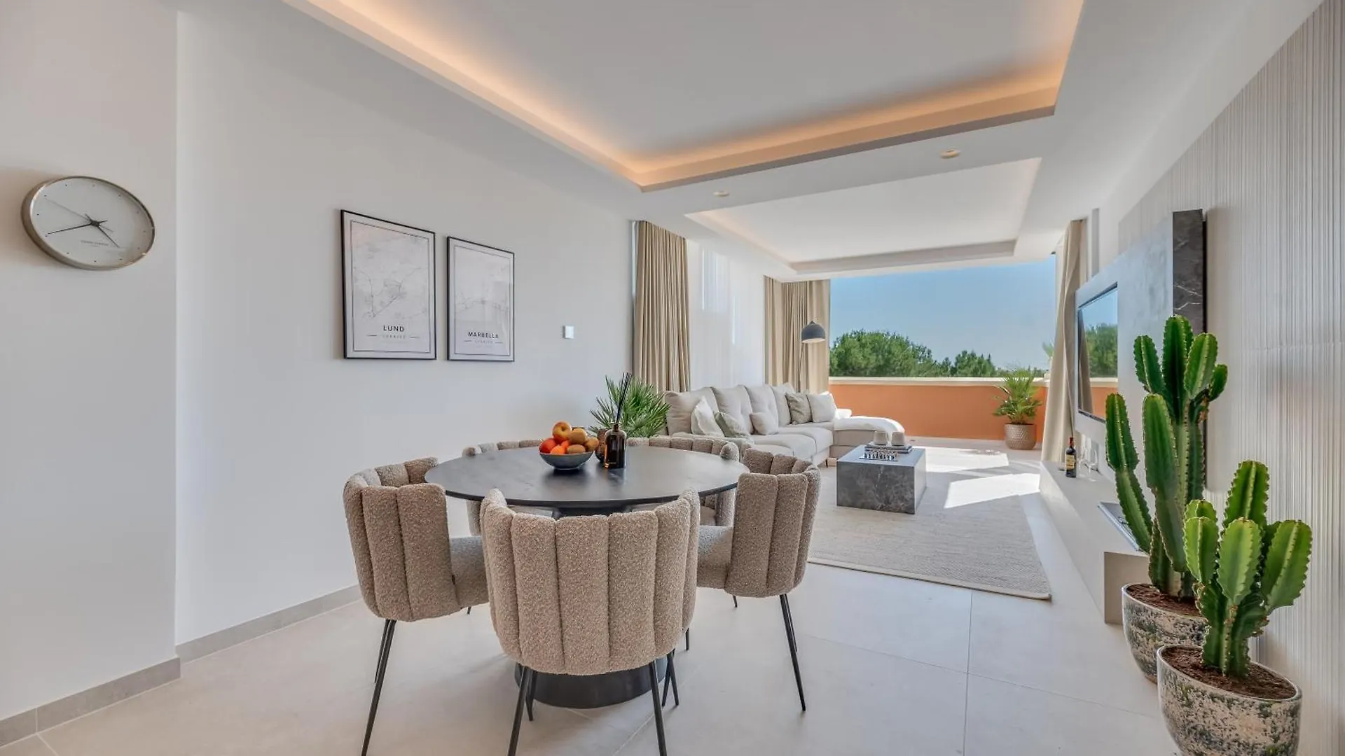 아파트 Luxury 3 Bdrm Apt With Private Pool And Stunning Sea Views 마르베야