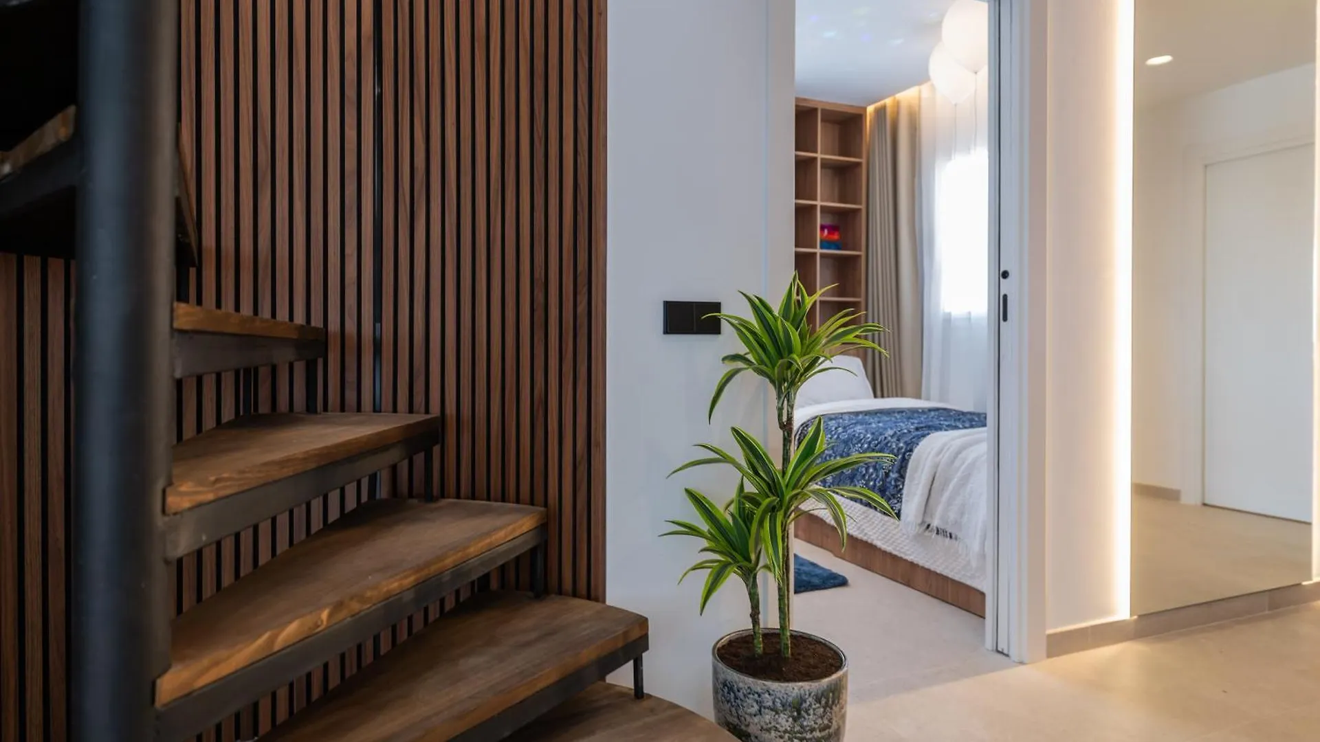 Luxury 3 Bdrm Apt With Private Pool And Stunning Sea Views 마르베야 스페인